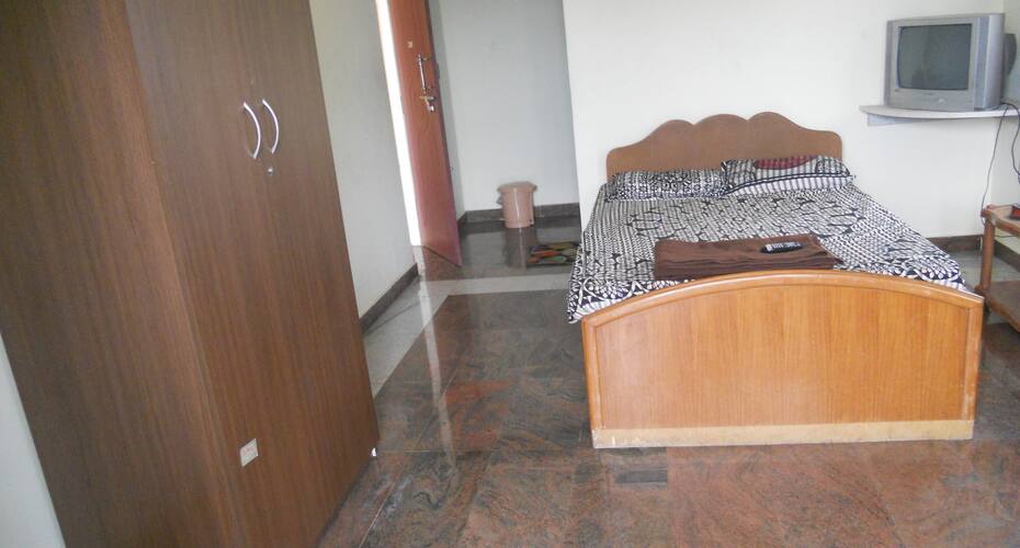 S R M Lodge, Kuppam 2